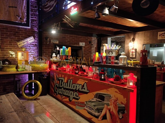 Bullons-Garage-Roma-18